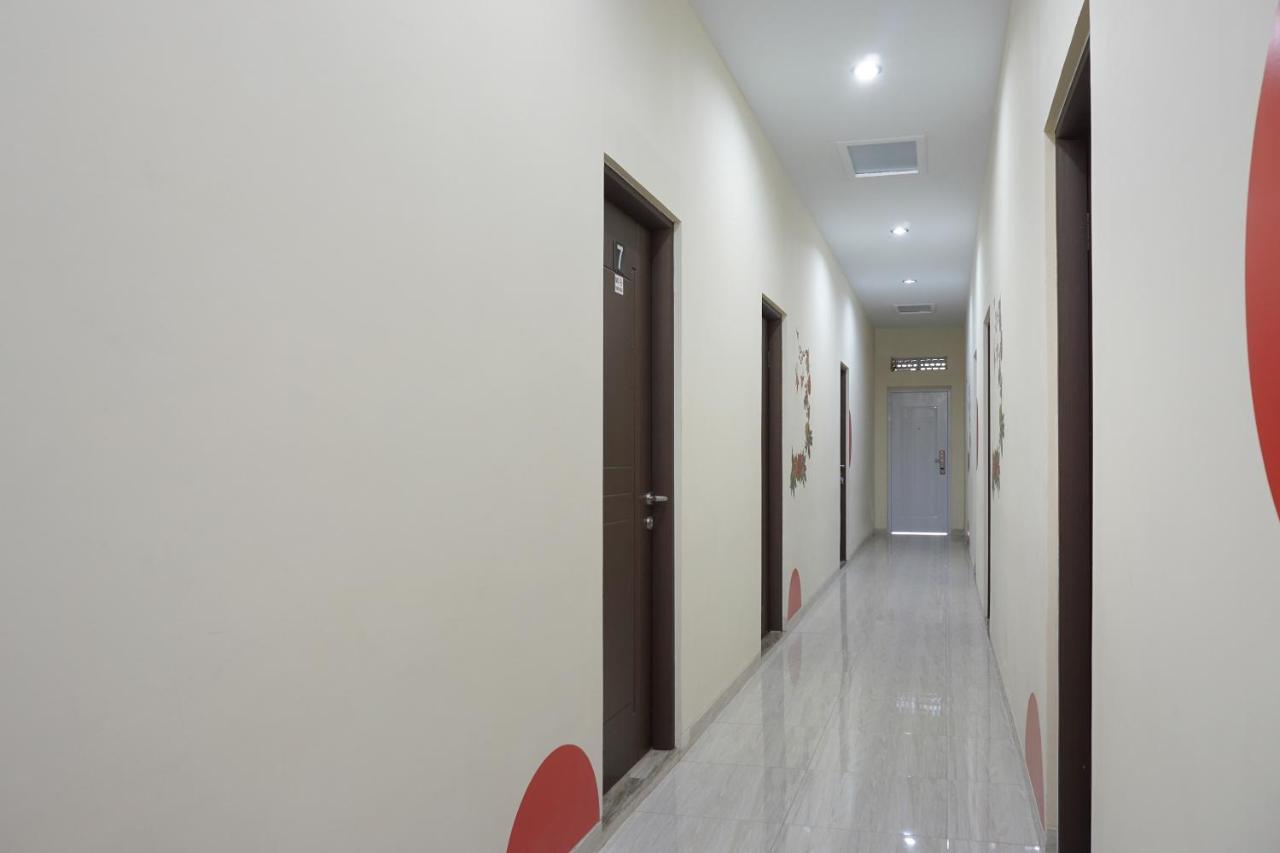 Super Oyo 90033 Dehome Family Melati Εξωτερικό φωτογραφία