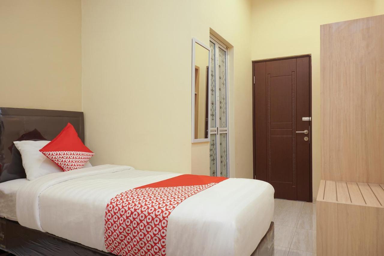 Super Oyo 90033 Dehome Family Melati Εξωτερικό φωτογραφία